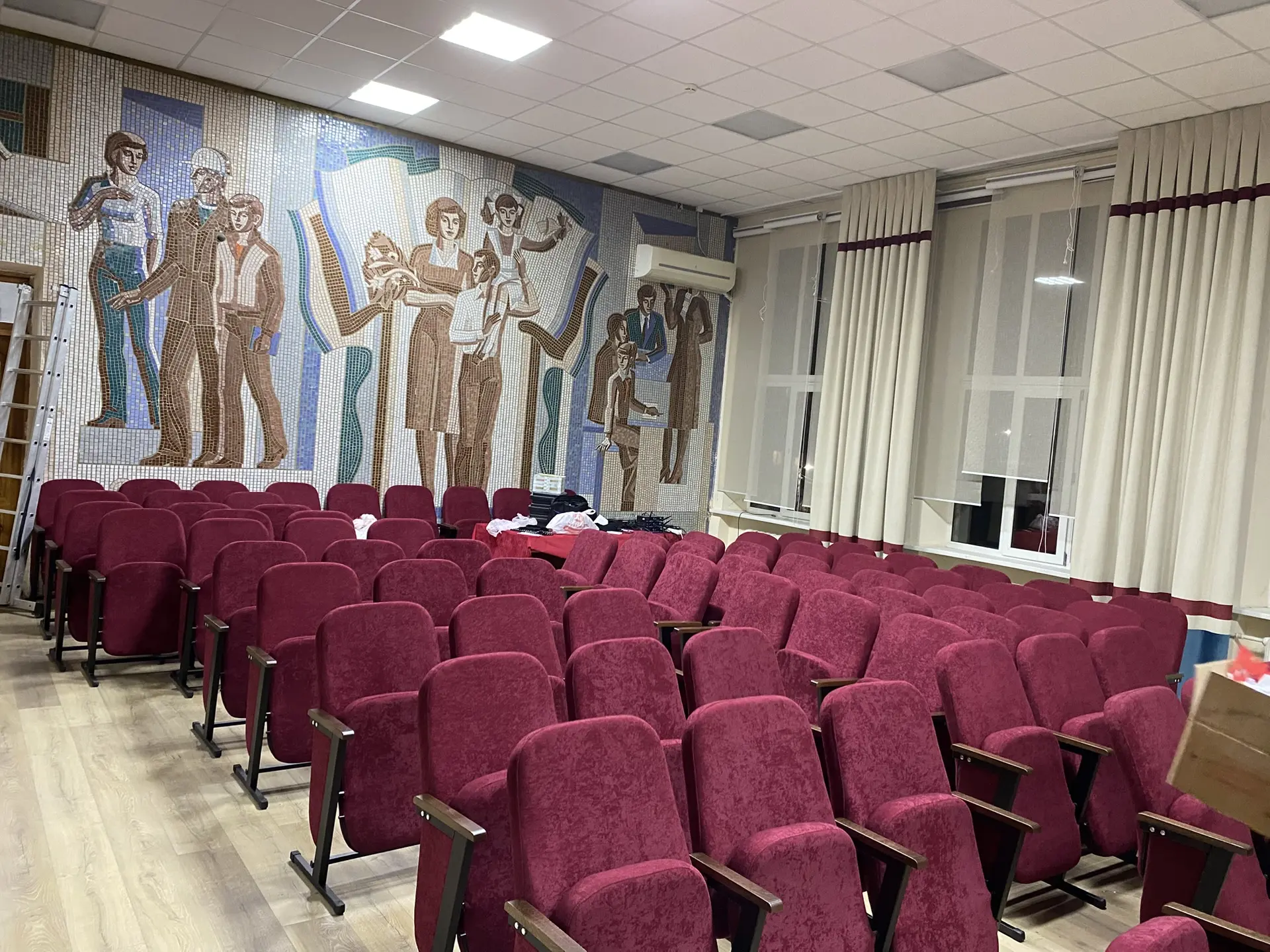 Кресла для СОШ № 31 г. Краснодара.